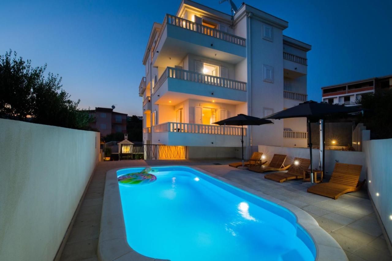 Brand New Aparment With Sea View & Swimming Pool At Ciovo - Villa Fiorentini Trogir Exterior photo