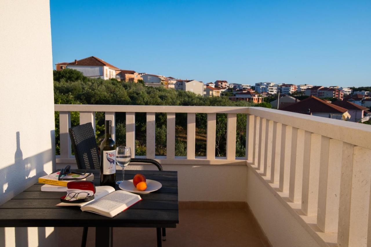 Brand New Aparment With Sea View & Swimming Pool At Ciovo - Villa Fiorentini Trogir Exterior photo